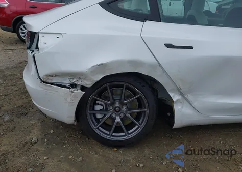 2022 Tesla Model 3 Long Range Dual Motor All-Wheel Drive from USA, damaged, VIN 5YJ3E1EB1NF234946
